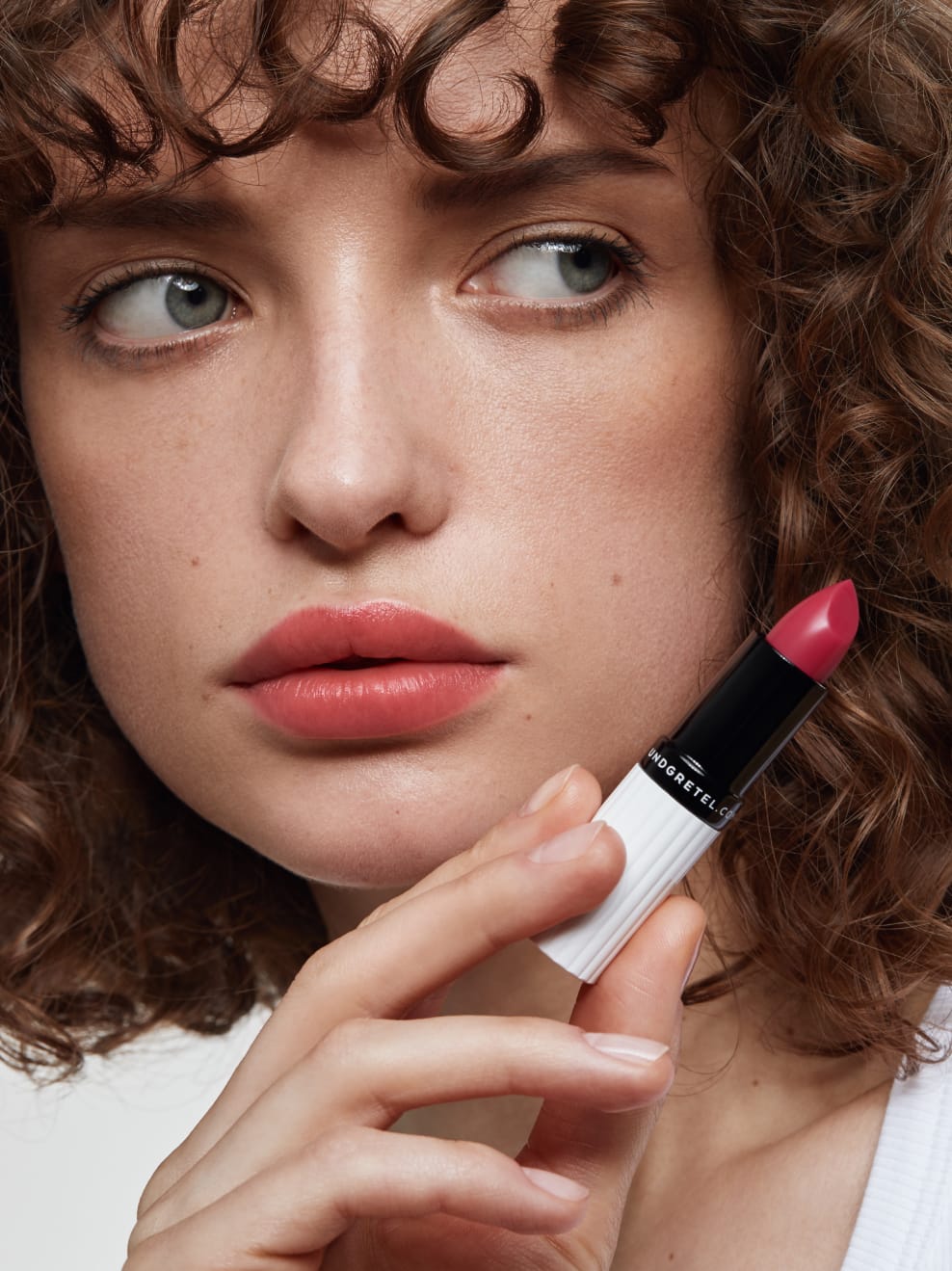 Model mit Tagarot Balm 02