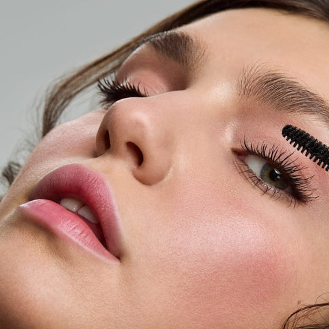 Master your Mascara – 5 häufige Fehler beim Wimperntuschen