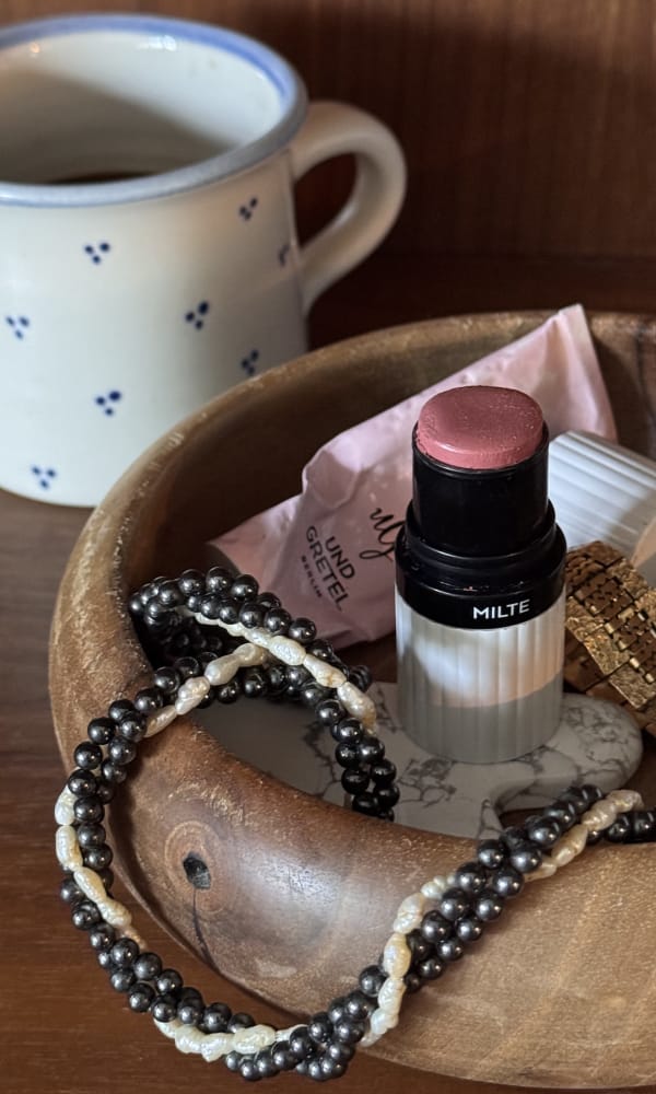 Tasse mit MILTE Blush Stick