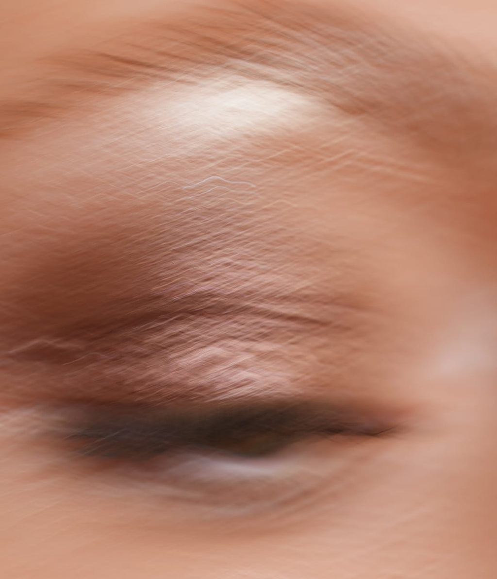 GLANZ Long-lasting Liquid Eye Shadow 03 auf dem Auge